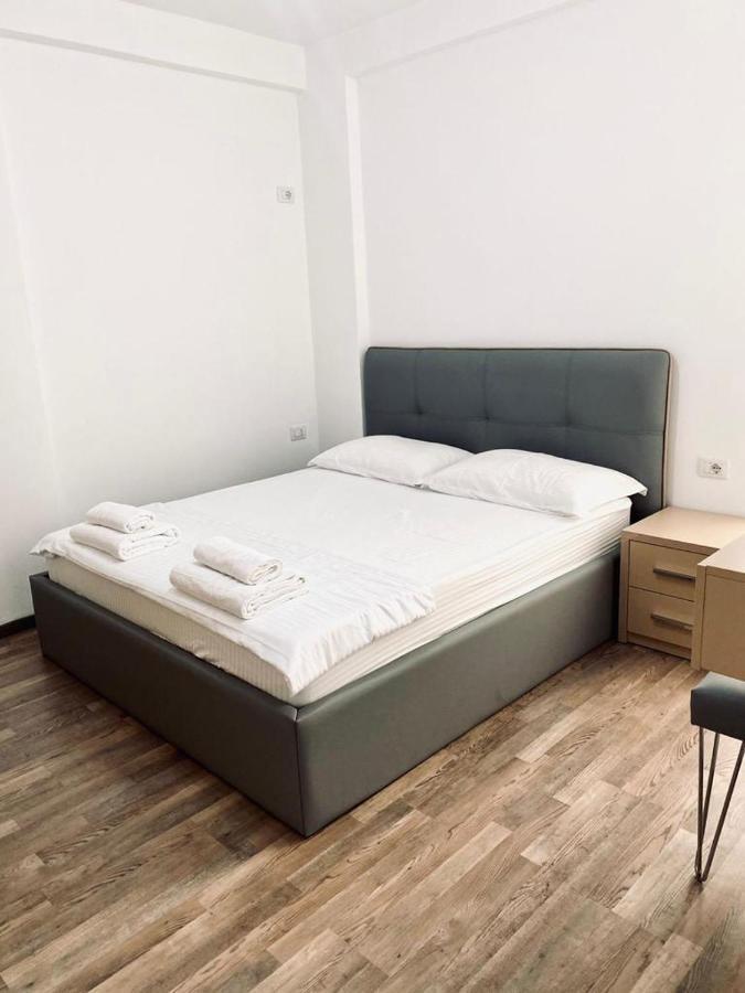 Kuta Apartments Tirane Buitenkant foto