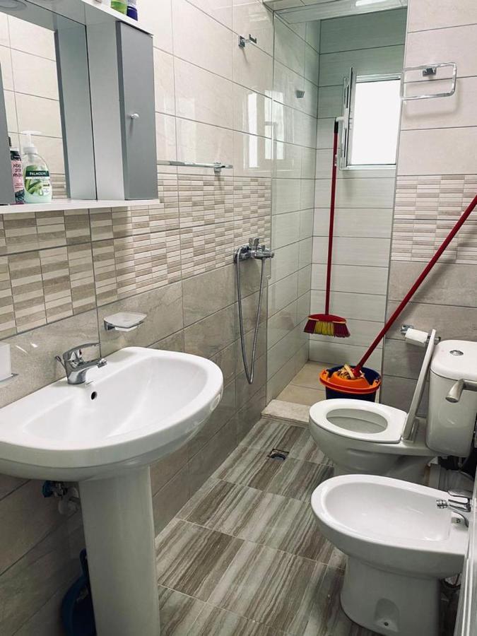 Kuta Apartments Tirane Buitenkant foto